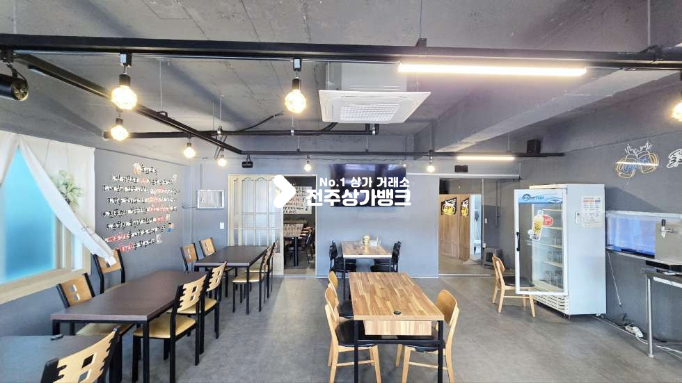 전북 전주완산구 서신동 ★서신동 먹자골목 1층30평 상가 양도양수 타업종가능★ 월세 매물번호 16445 사진 2