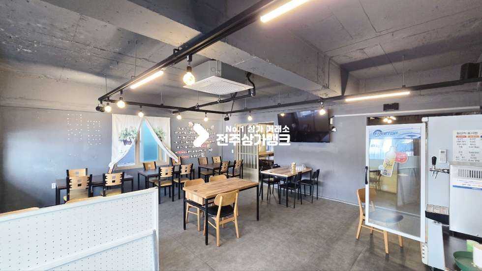 전북 전주완산구 서신동 ★서신동 먹자골목 1층30평 상가 양도양수 타업종가능★ 월세 매물번호 16445 사진 3