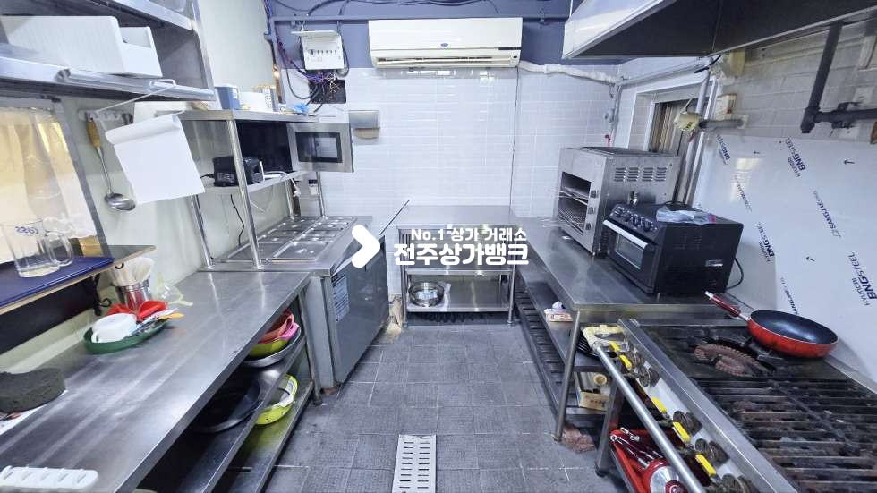 전북 전주완산구 서신동 ★서신동 먹자골목 1층30평 상가 양도양수 타업종가능★ 월세 매물번호 16445 사진 11
