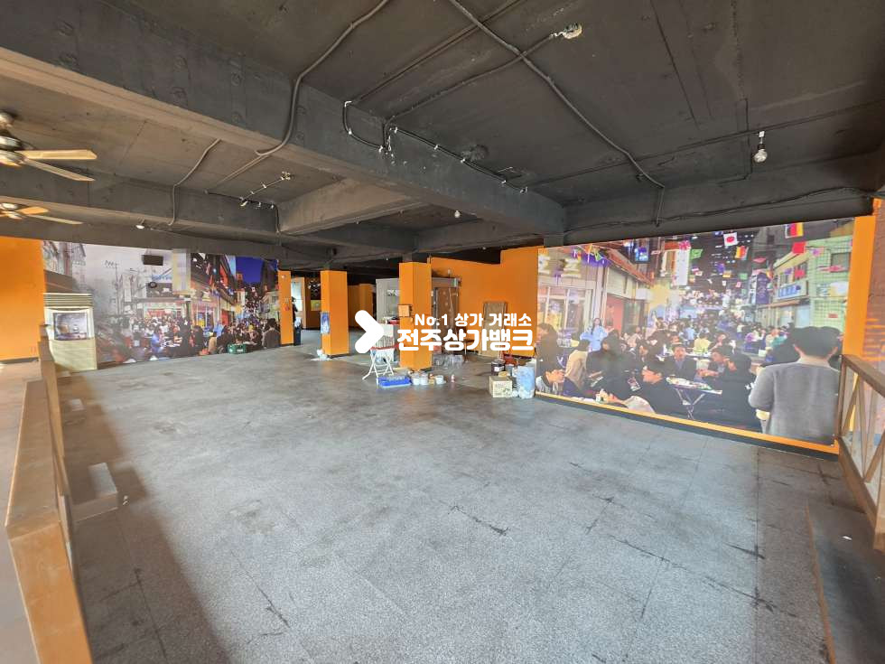 전북 전주완산구 중앙동1가 객리단길 유동인구많은 2층 상가 총 127평 가격 조율가능 ! 즉시입주가능 ! 월세 매물번호 16447 사진 6
