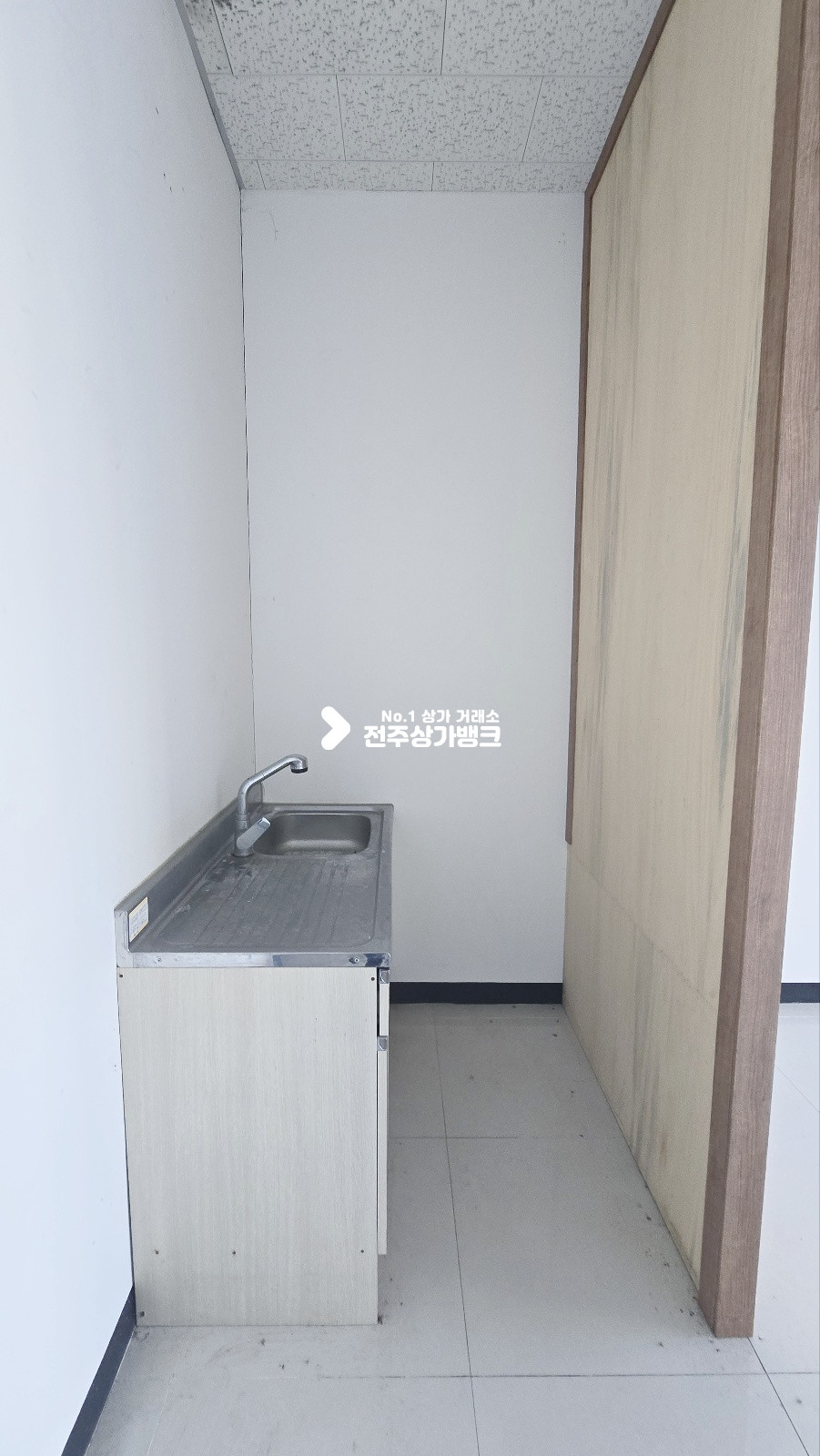 전북 전주완산구 서완산동1가 완산동 1층저렴한 상가임대 13평 내부깔끔 월세 매물번호 16460 사진 4