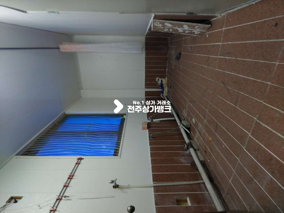 전북 전주덕진구 인후동2가 ※홈플러스맞은편위치※대로변※사무실※교회강력추천※ 월세 매물번호 10665 사진 9