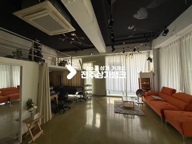 전북 전주완산구 효자동3가 권리금 저렴한 1층 미용상가 내부깔끔 인테리어 좋음 협의입주가능 월세 매물번호 16479 사진 1
