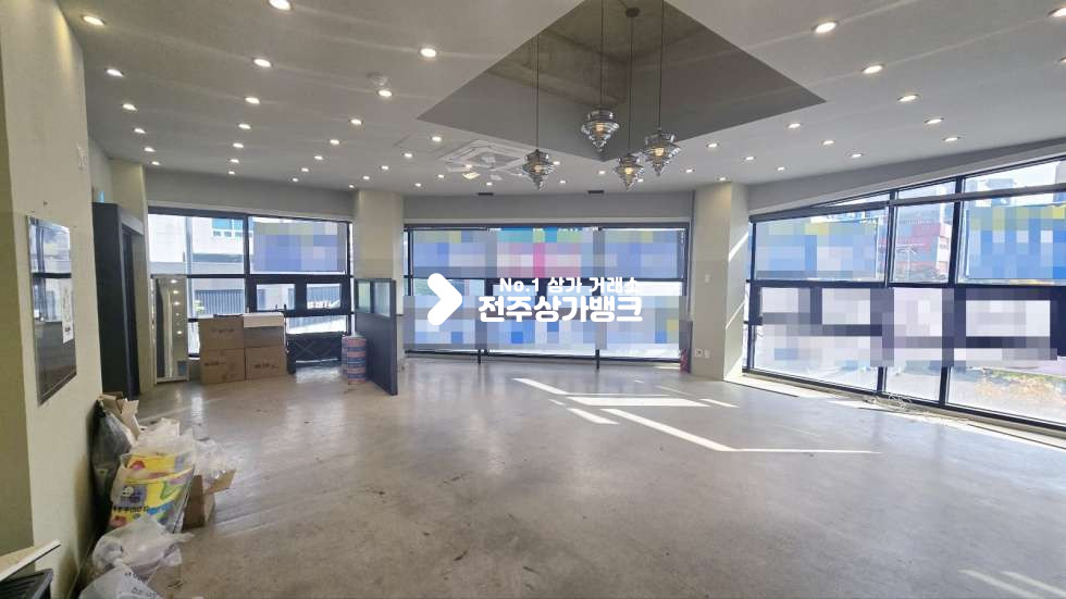 전북 전주완산구 효자동2가 효자동 신시가지 내부 깔끔인테리어 에어컨7대 설치 룸분리 무권리금 즉시입주가능 ! 월세 매물번호 16483 사진 4