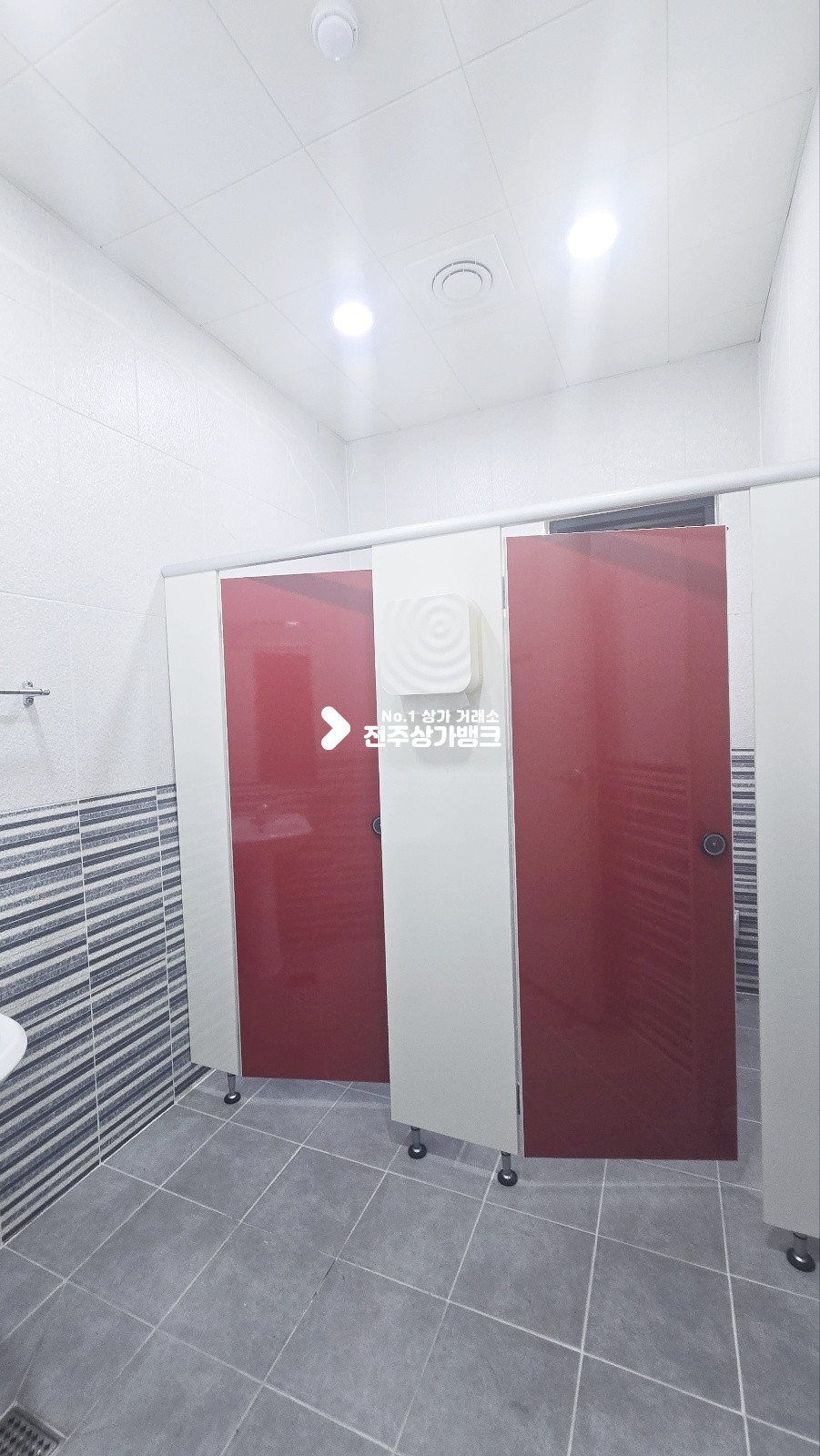 전북 전주완산구 효자동2가 효자동 신시가지 내부 깔끔인테리어 에어컨7대 설치 룸분리 무권리금 즉시입주가능 ! 월세 매물번호 16483 사진 21