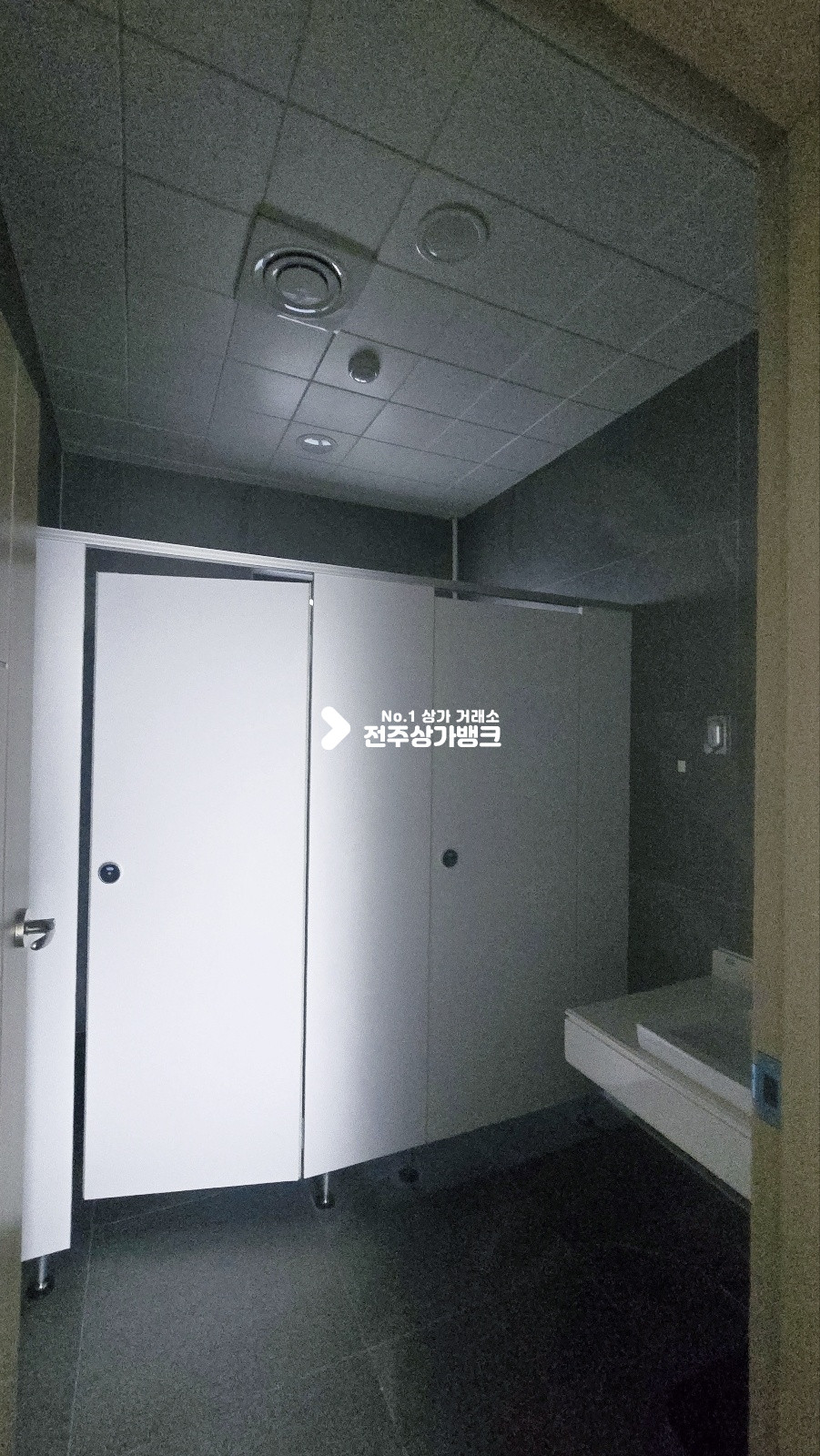 전북 전주완산구 효자동3가 효자동3가 대형사무실 내부 깔끔,룸분리 되어있음 즉시입주가능 월세 매물번호 16484 사진 14